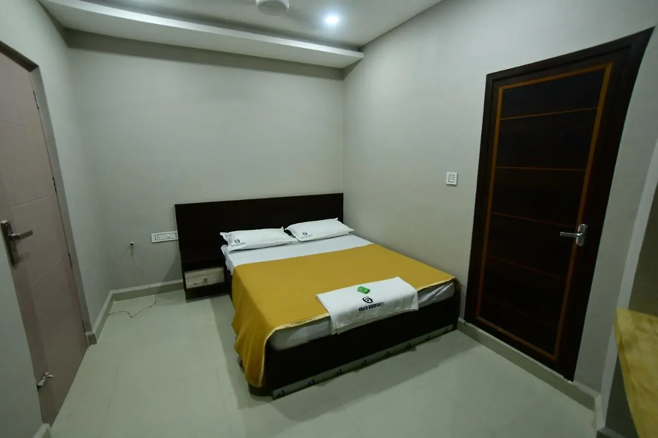Grace Residency Hotel Tirur 0*,